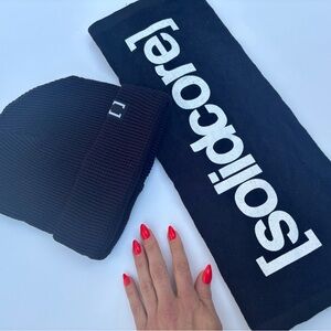 solidcore beanie and towel